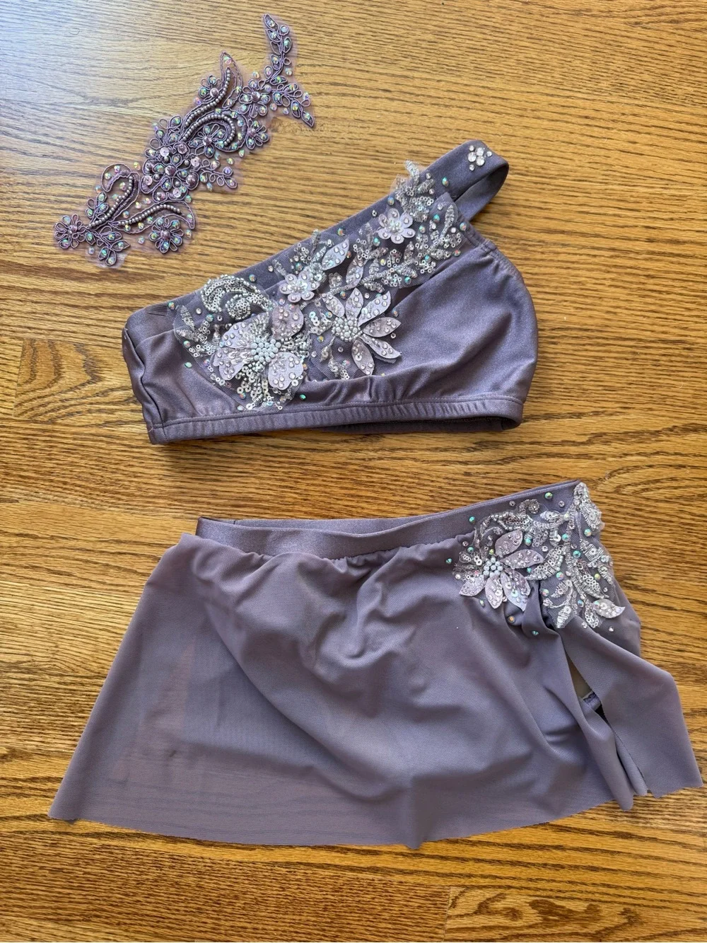 Lilac One-Shoulder Embellished Dance Set